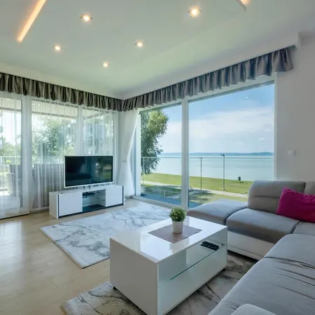 Myflat Casa Luxury Apartment Siofok Exterior photo