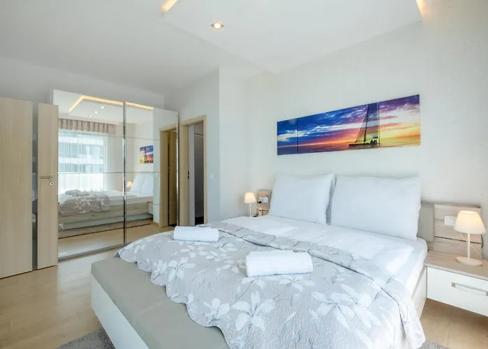Myflat Casa Luxury Apartment