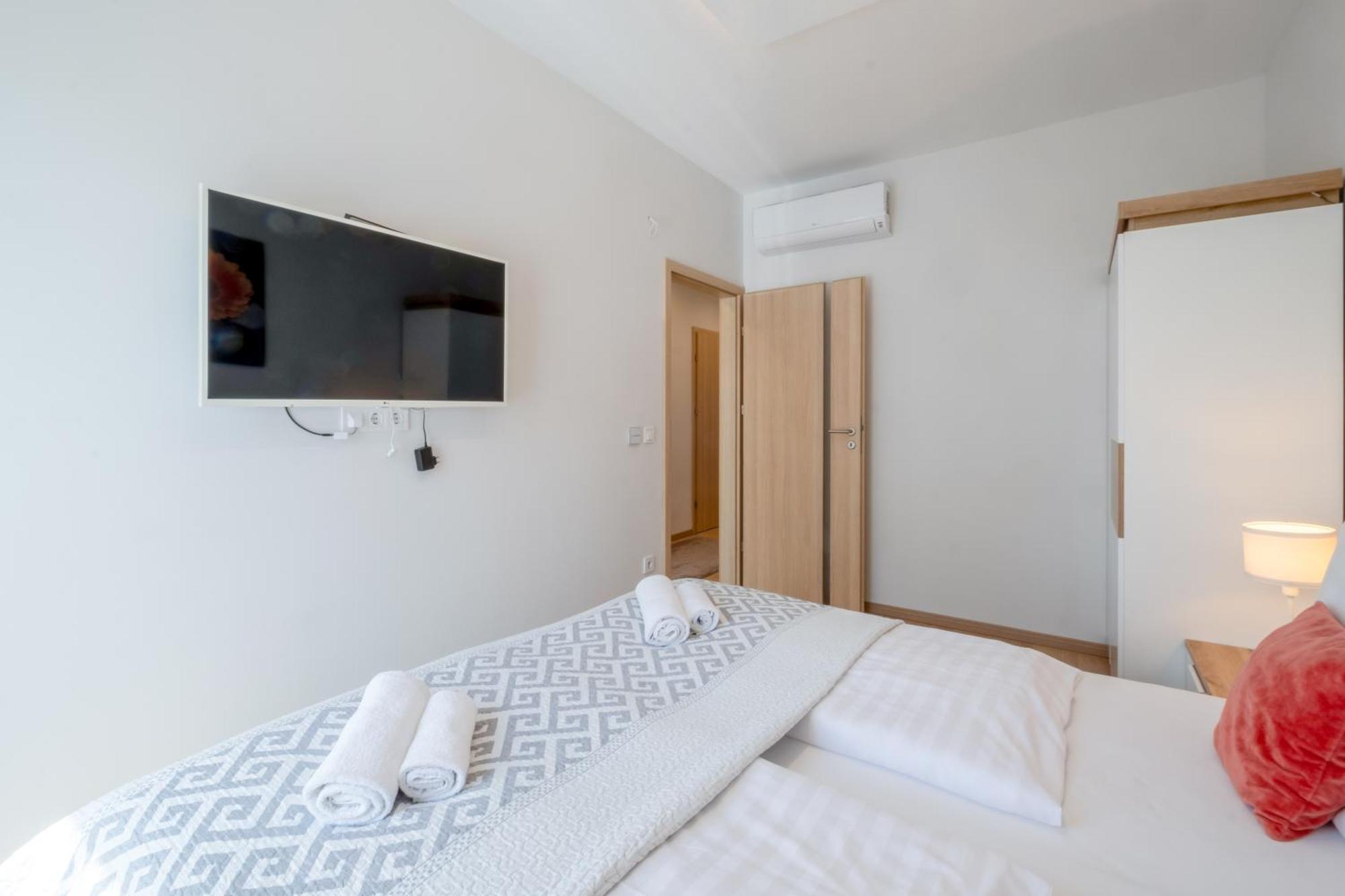 Myflat Casa Luxury Apartment *